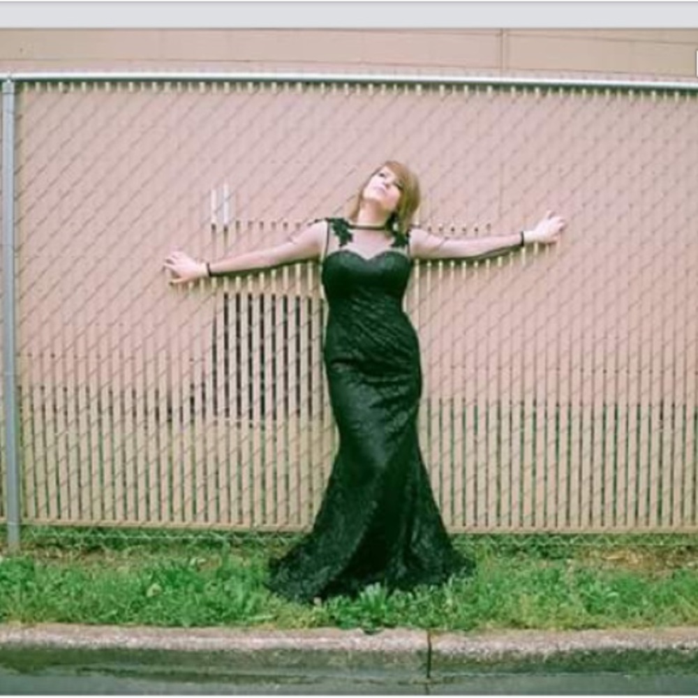 Meet your Posher, Rebekah